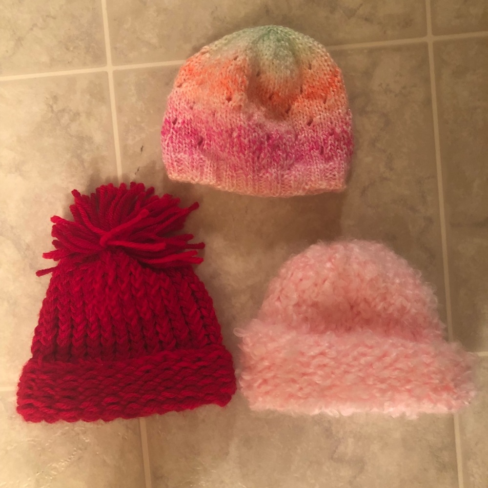 2/9$ Baby newborn hats